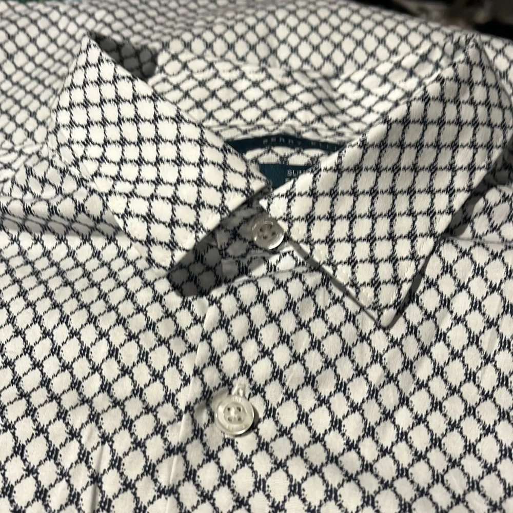 Perry Ellis mans shirt - Picture 8 of 8